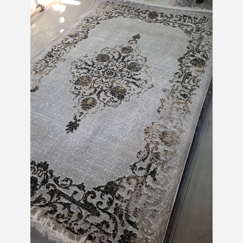 فرش ماشینی کاشان 440شانه بی سی اف 9متری طرح حس نقره ای(باارسال رایگان)