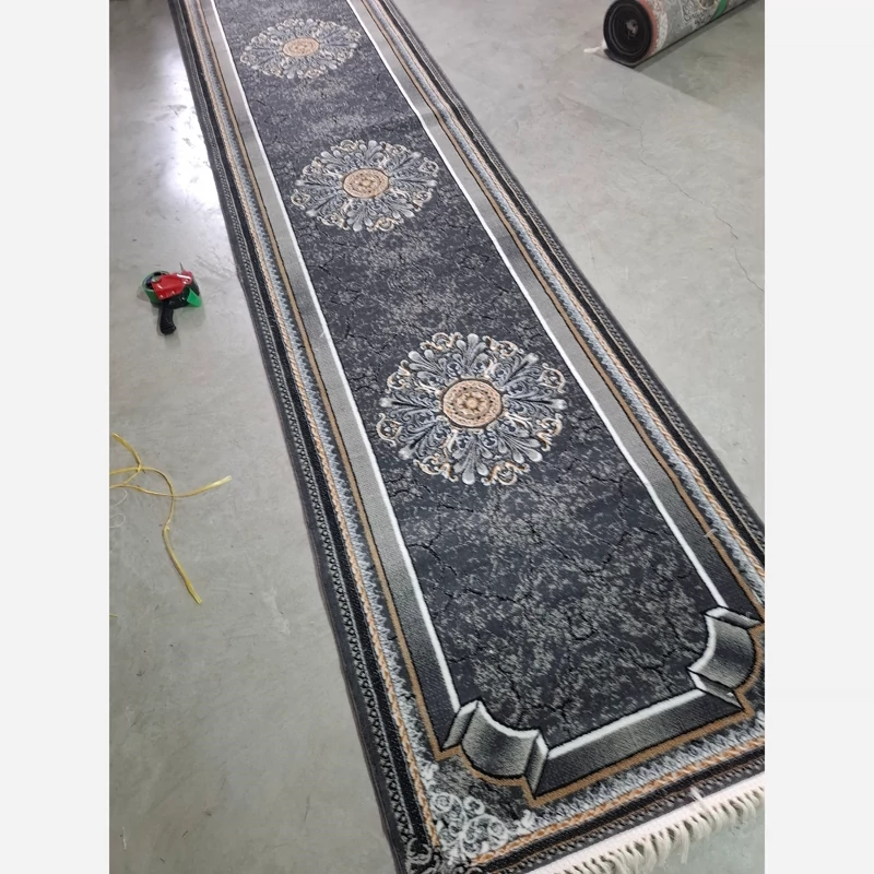 کناره فرش ماشینی کاشان 500شانه طرح پناه دودی4در1متر(باارسال رایگان)
