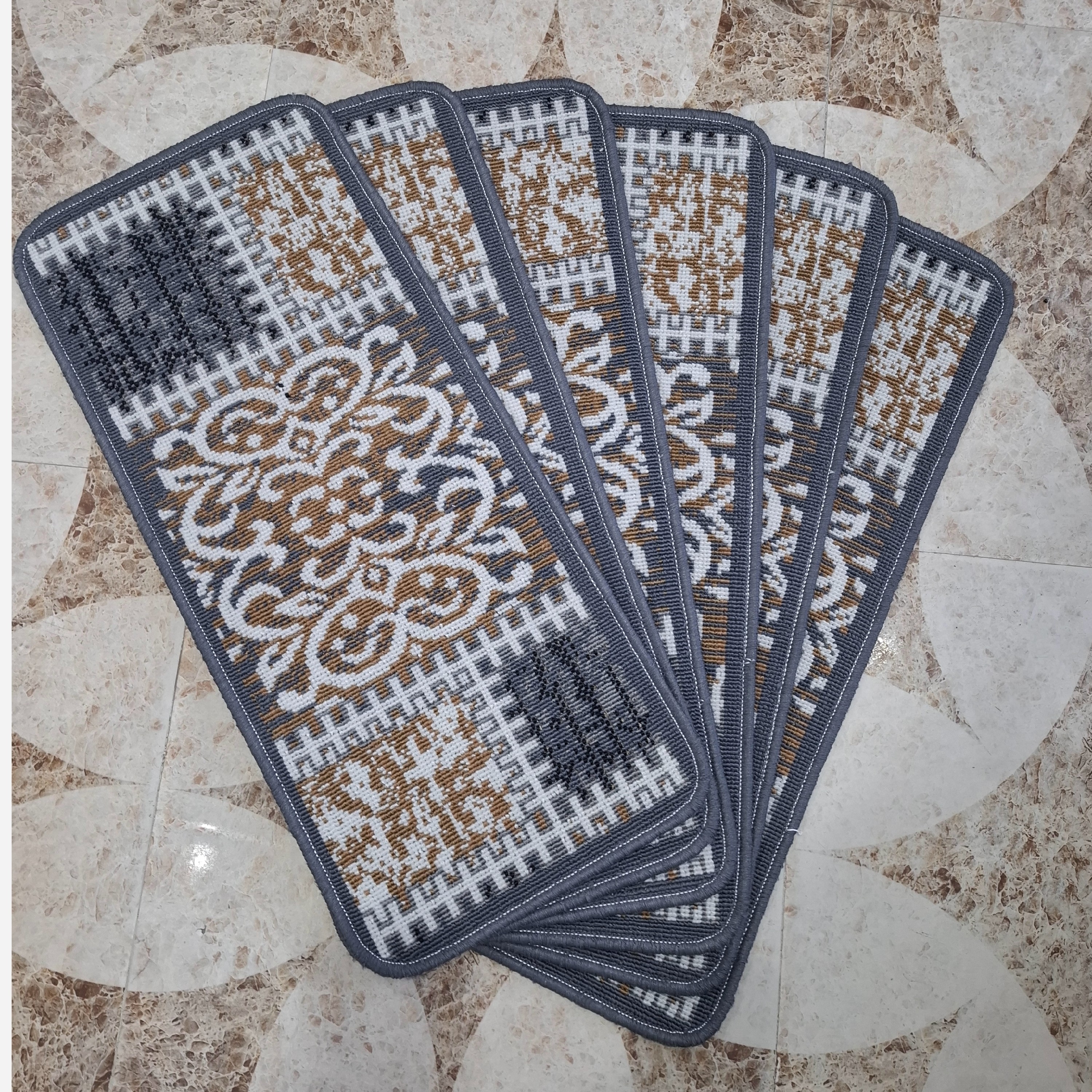 گلیم ماشینی کاشان روپله ای کد301سایز70در30(هزینه ارسال باخریداروپس کرایه میباشد)