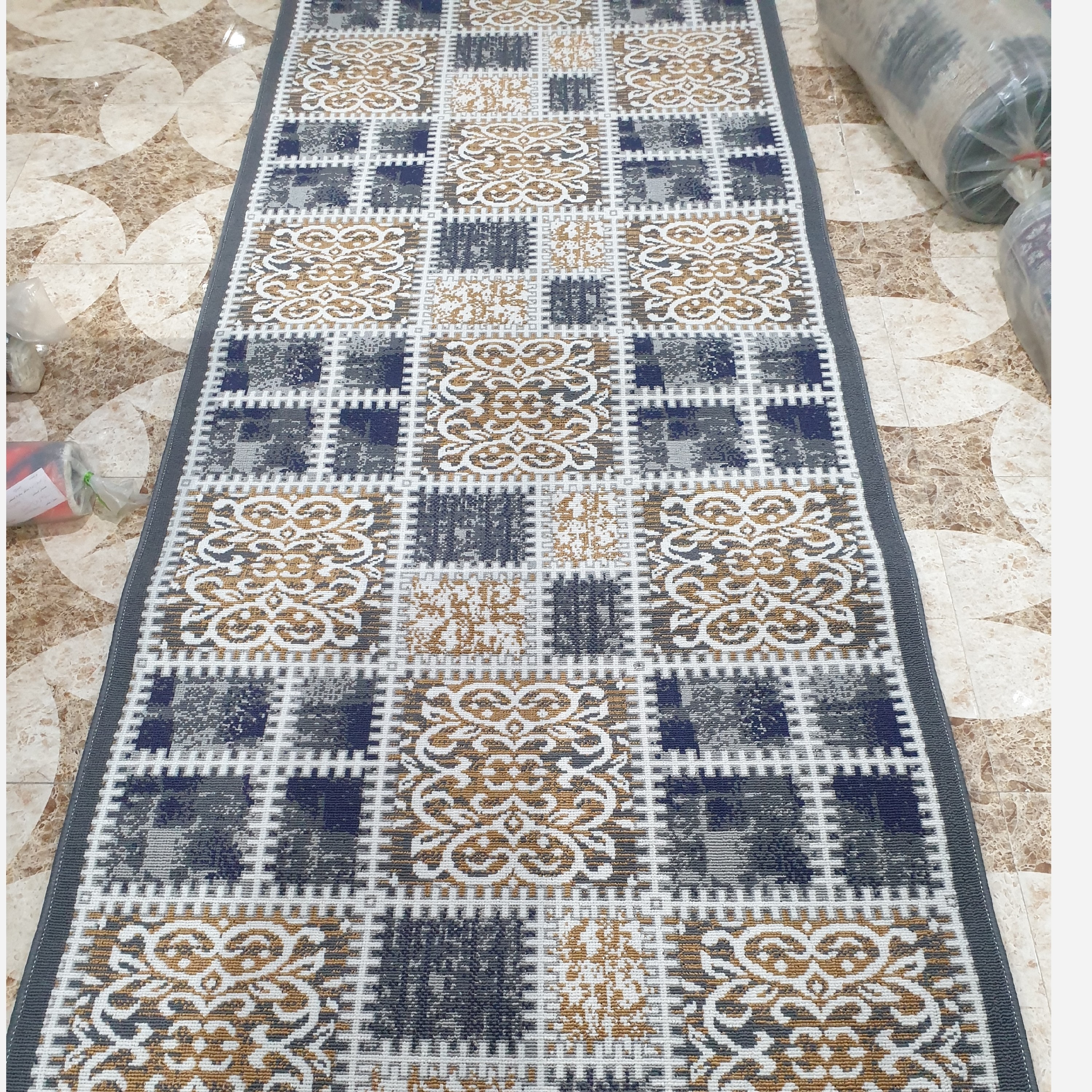 کناره گلیم ماشینی کاشان کد301سایز1،5در1(هزینه ارسال باخریداروپس کرایه میباشد)